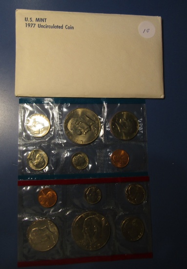 1977 MINT SET