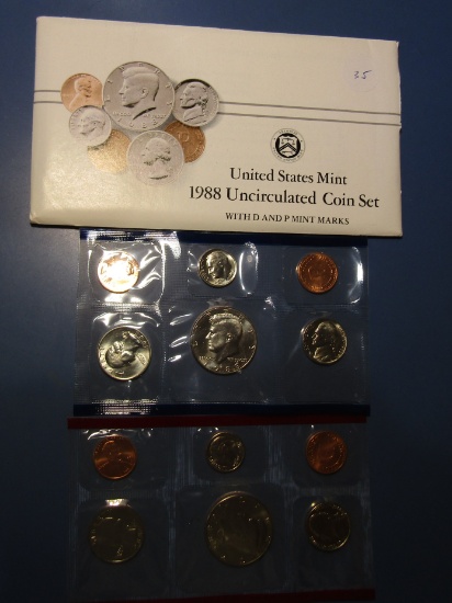 1988 MINT SET