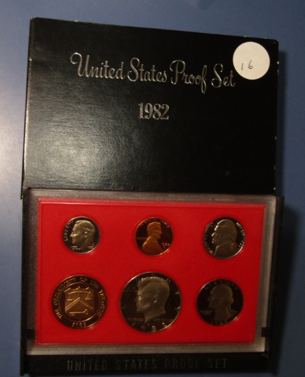 1982 PROOF SET