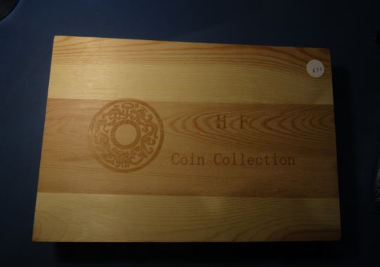 LOT OF 186 COIN CAPSULES, WOODEN CAPSULE BOX & FOUR MINT SILVER EAGLE BOXES