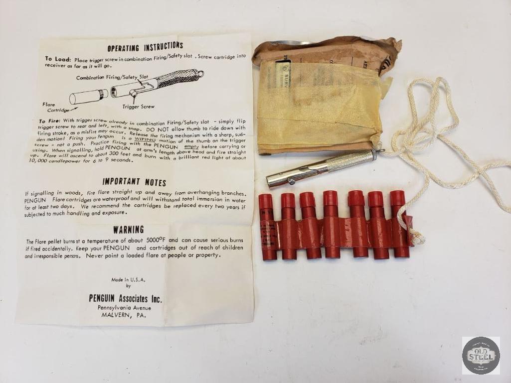 Kit De Survie Vintage Penguin - KIT PENGUN 7 Avec Fusée De Signalisation, Occasion, Collection