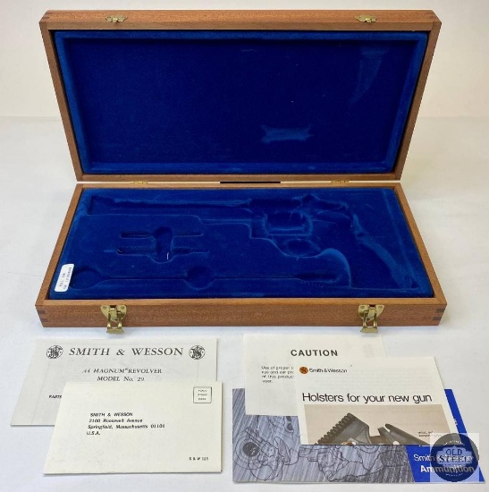Smith & Wesson Presentation Case with Paperwork