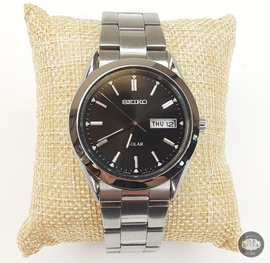 Seiko Men's Stainless Steel Solar