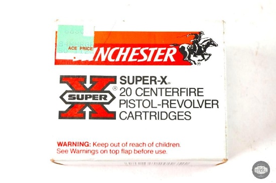 Box of Winchester Super-X .44 Remington Magnum Silvertip 210gr HP - 20 Cartridges