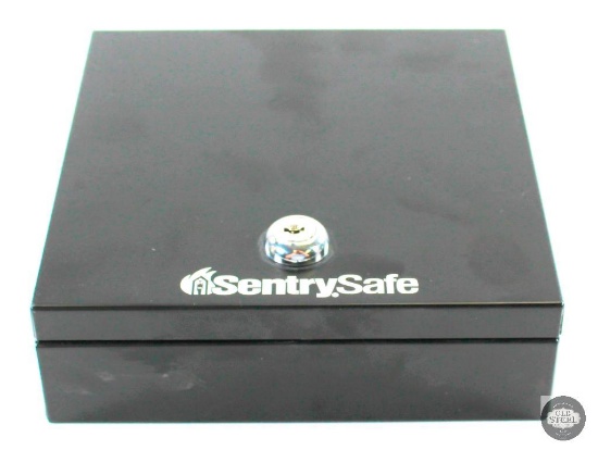 SentrySafe Cashbox - 7"x7"x2"