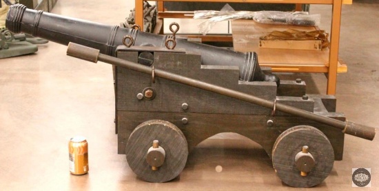 Display Deck Cannon