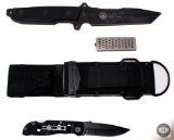Lot of 2 Smith & Wesson Knives Extreme Ops Lock BAck and Homeland Security Fixed Blade