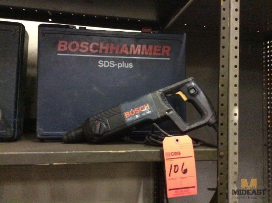 Bosch BULLDOG 11234VSP electric hammer drill with case
