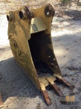 CP 18 inch trencher bucket