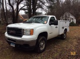 2010 GMC Sierra 2500 HD service truck, Vortec 6.0 liter V-8 engine, AT, AC, cruise control, cloth