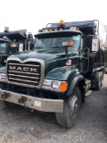 2004 Mack CV713, sn 1M2AG11C74M013532