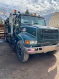 1995 International 4300 Service Truck, GVWR 32,990 service truck, tool box body, Vane air compressor