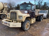 1986 Mack, Mack 6 Cylinder, bad rear end, 11R22.5 11R24.5 Spring, 218 in Wheelbase, Double Frame,