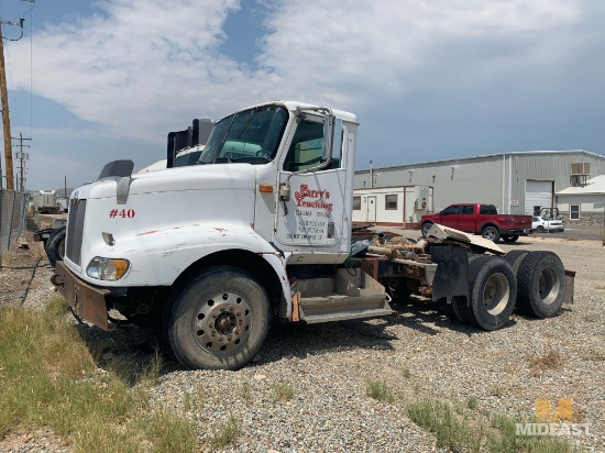 2003 International parts truck