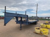 1980 6 ton Goose Neck Trailer