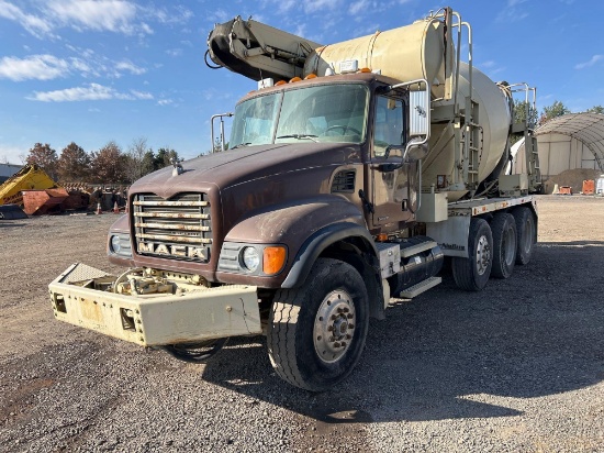 2003 Mack CV713 Granite Truck, VIN # 1M2AG12CX3M004028