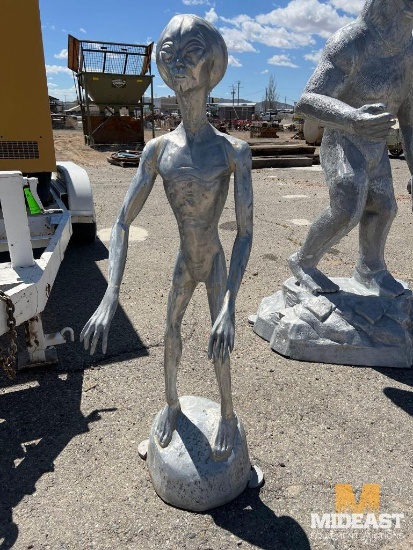 Alien Statue
