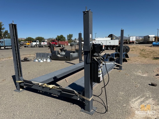 MAC Tools Automotive Lift