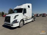 2005 Volvo VNL Sleeper
