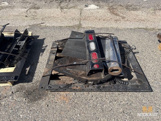 5th Wheel Plate, Mud Flaps and Lights