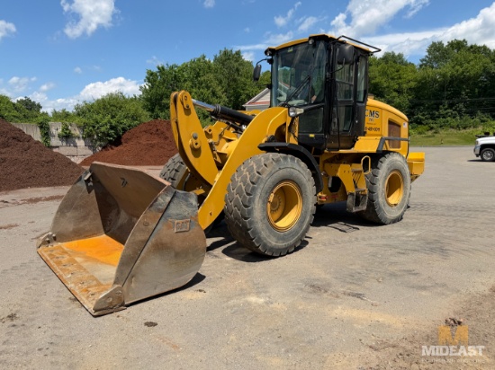 2014 CAT 930K Wheel Loader w/ Forks