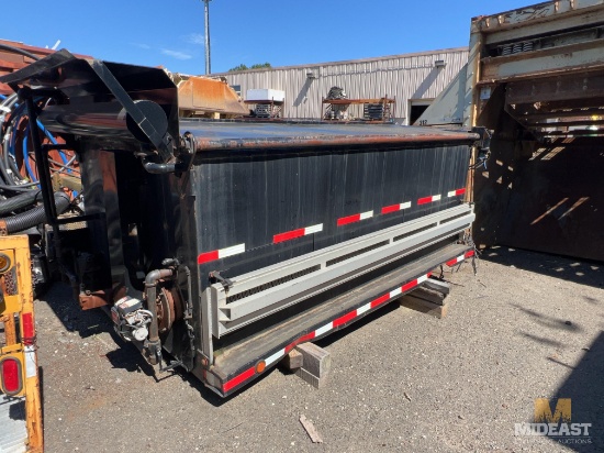 Truck Mounted Heated Asphalt Hot Box Body / Asphalt Recycler Unit