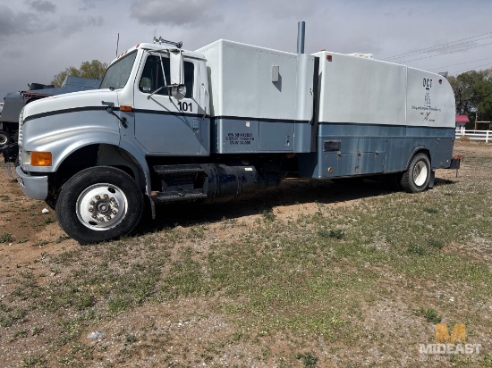 DCT Pipe Recovery Wireline Service Truck w/ Winch, Controls & Crew Cab Sleeper