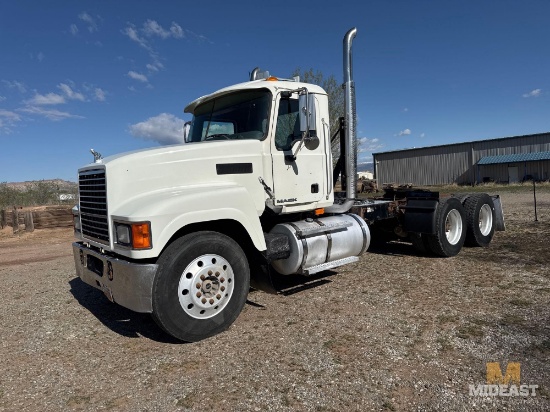 2008 Mack CHU613 Day Cab