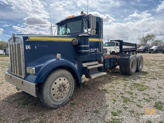 1997 Kenworth Day Cab Truck