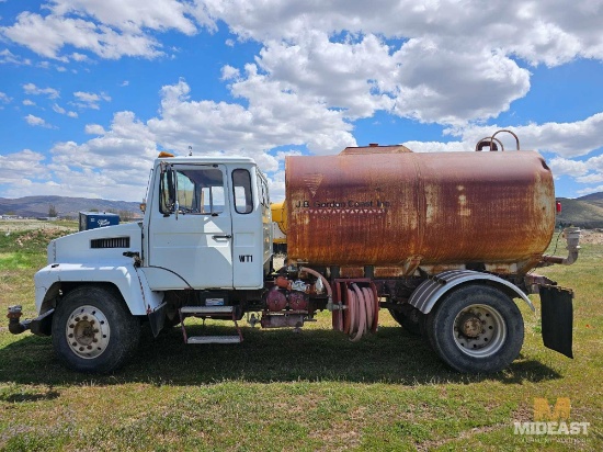 1987 Mack CS300P Watertruck