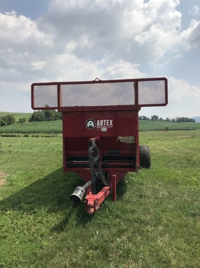 2014 Artex SB600 Manure Spreader