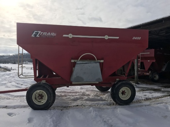 EZ Trail 3400 Gravity Wagon