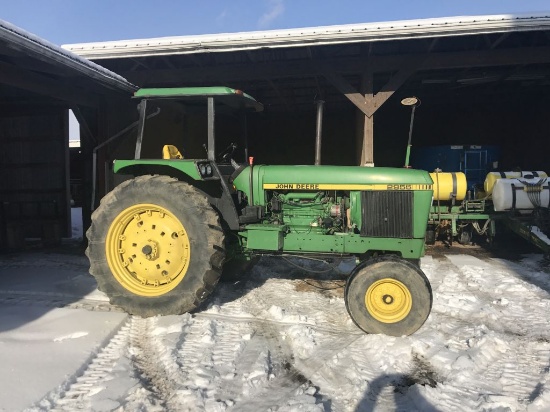 John Deere 2955 Tractor