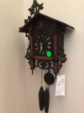 Vintage cuckoo clock, hands need repaired
