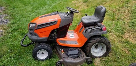 Husqvarna 54"  Hydrostatic lawn tractor 285 hrs.