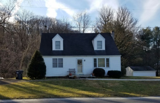 1.5 Story, 4 BR, 2 Bath Home - Willow Street, PA