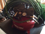 Porter cable 150 psi air compressor with extra air hoses