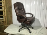 New in box, needs assembled, big and tall swivel office chair