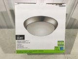 Flush mount ceiling fixture