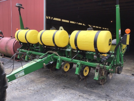 John Deere MaxEmerge XP planter