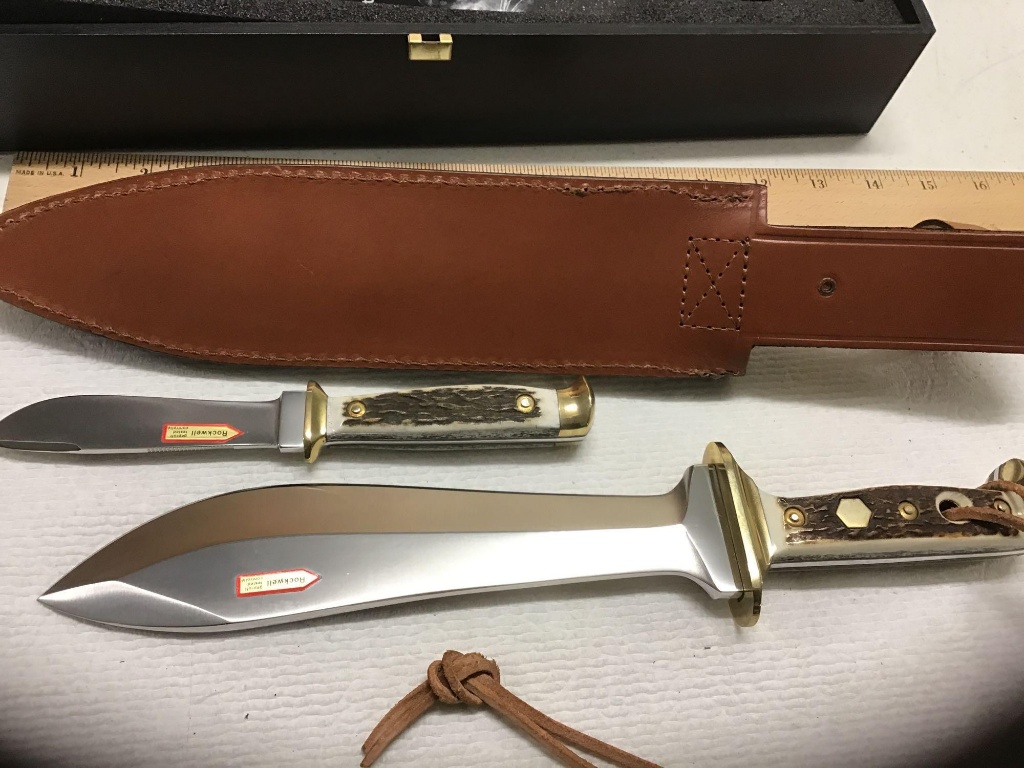 Puma double knife set with leather sheath | Guns & Military Artifacts  Knives, Blades & Tools | Online Auctions | Proxibid