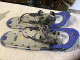 Pair snowshoes