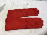 Pair fireplace gloves