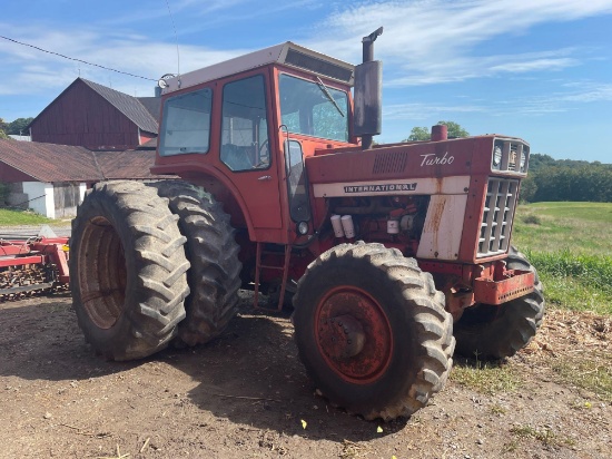 IH 1466 Tractor