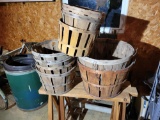 9 miscellaneous wooden baskets