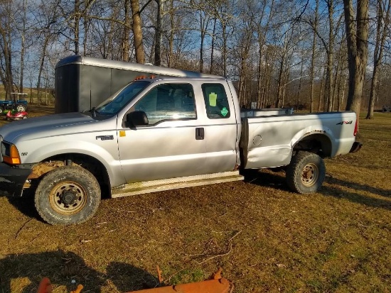 1999 Ford F250, Runs and drives, 241,780 miles New Engine @ 200k miles Dump Bed, No Inspection