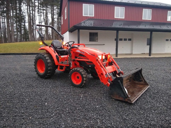 2011 Kioti CK27 Loader Tractor, 27 hp, 4wd, 530 hours