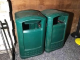 Heavy duty rubbermaid trashcan holders