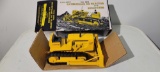 Ertl, scale model Caterpillar D6 dozer