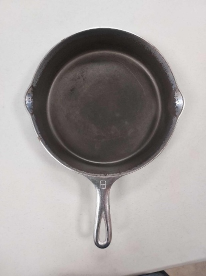 #8 Griswold Block Lettered Frying Pan MFG 1930s-1940s W/Plating Has Small Crack At Handle